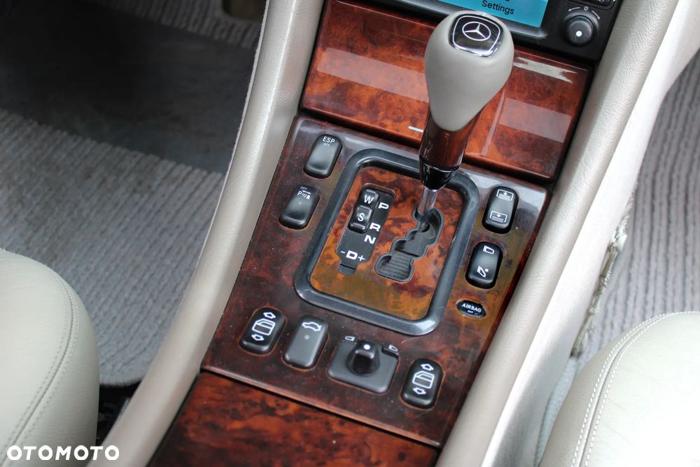 Mercedes-Benz CLK - 26