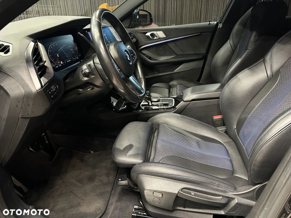 BMW Seria 2 218i M Sport - 13