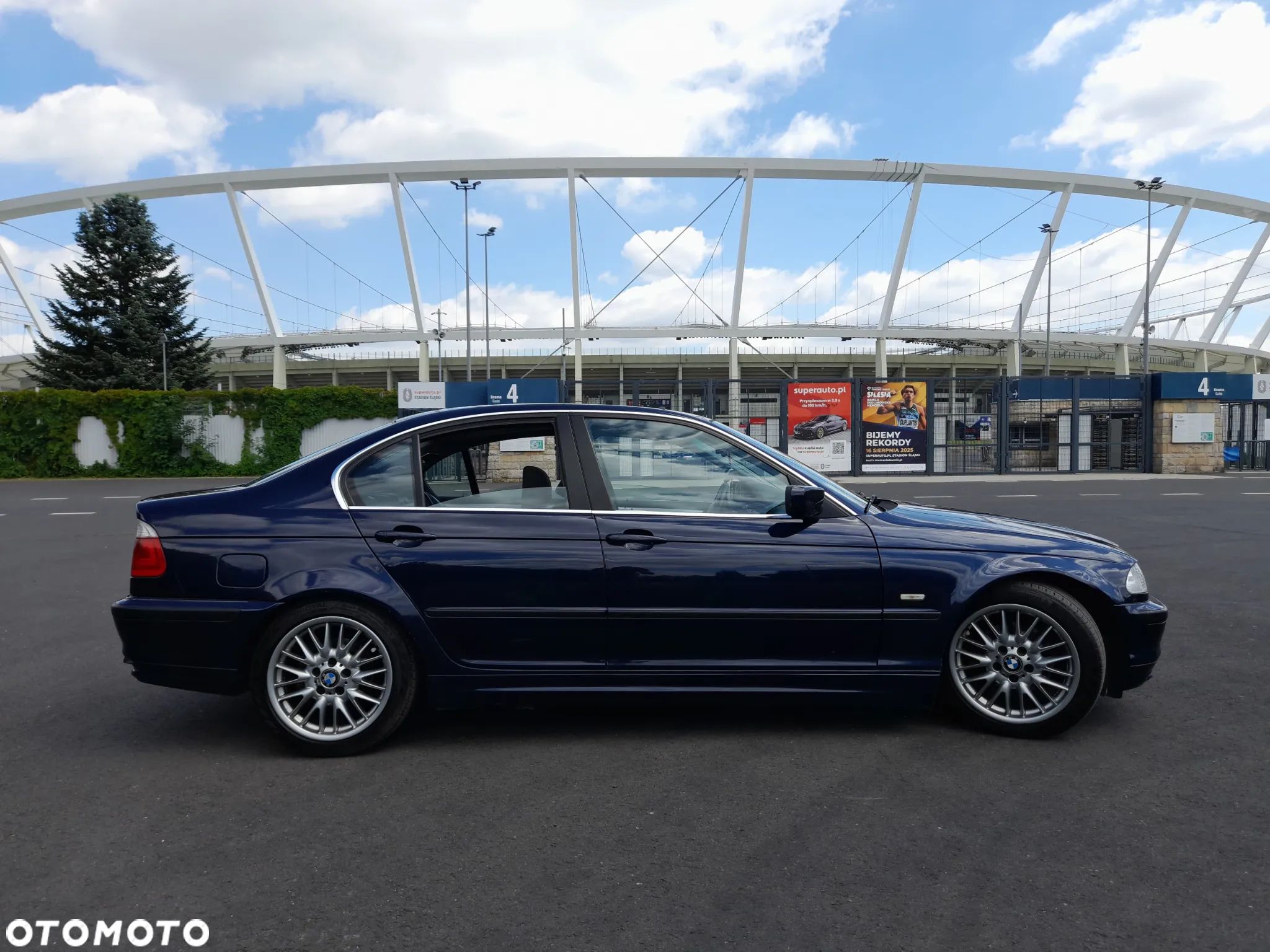 BMW Seria 3 323i - 1