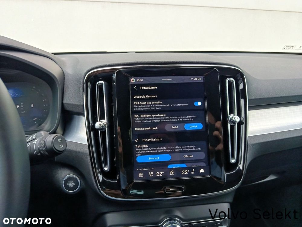Volvo XC 40 - 24