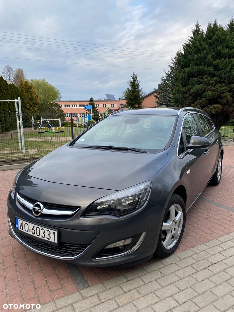 Opel Astra 1.4 Turbo - 1