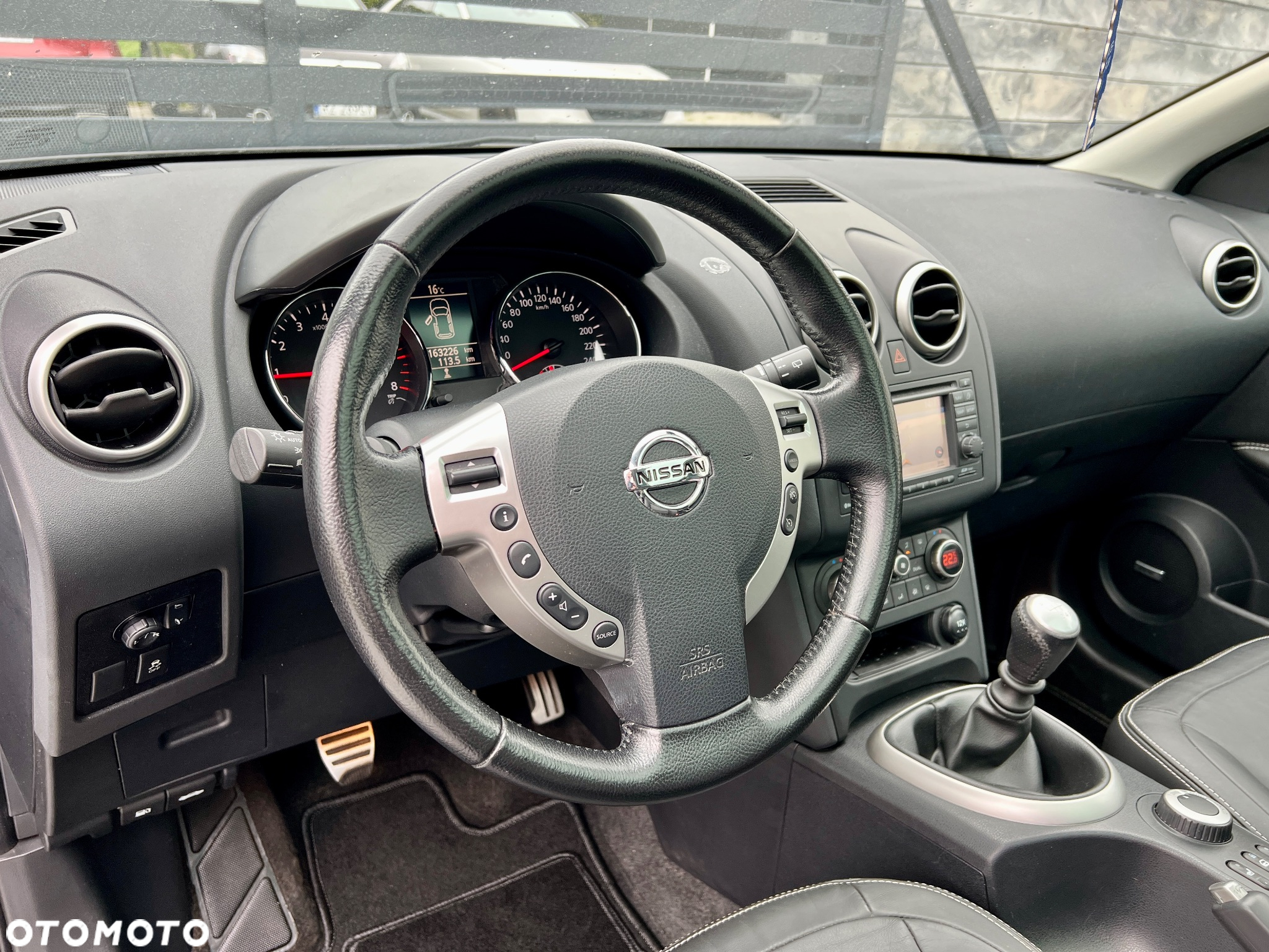 Nissan Qashqai 2.0 4x4 tekna - 16