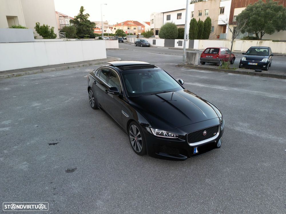 Jaguar Xe 2016 photo 3
