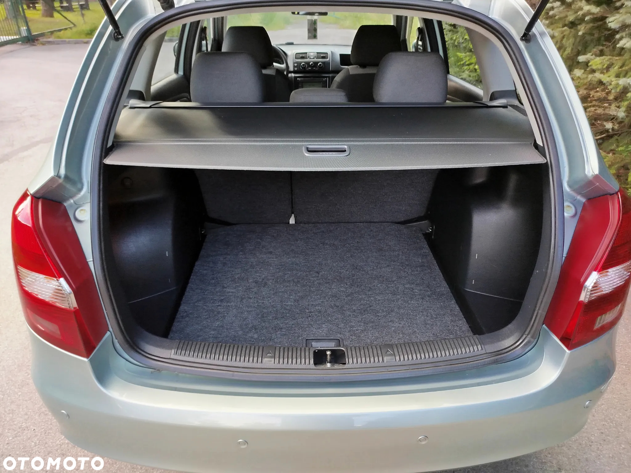 Skoda Fabia 1.4 16V Ambiente - 34