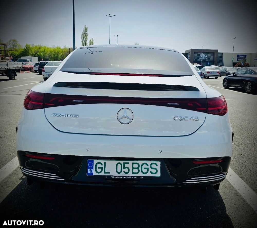 Mercedes-Benz EQE Mercedes-AMG 43 4MATIC - 6