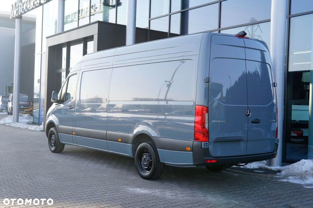 Mercedes-Benz Sprinter - 5