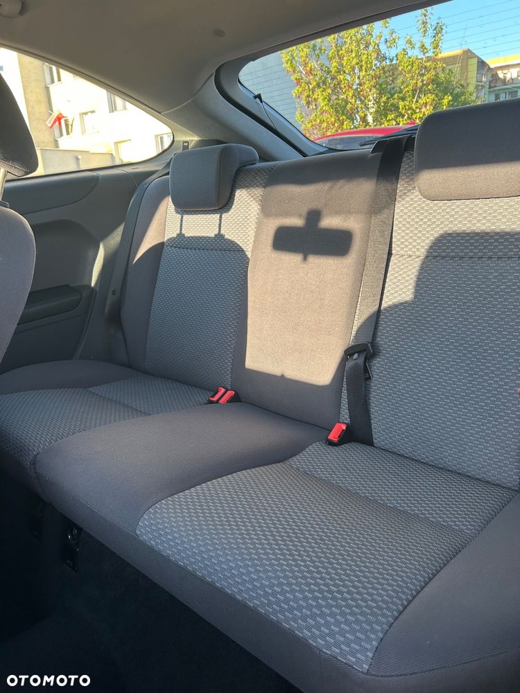 Ford Focus 1.6 Sport - 13