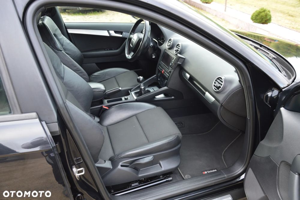 Audi A3 Sportback 2.0 TDI S line Sportpaket plus - 24