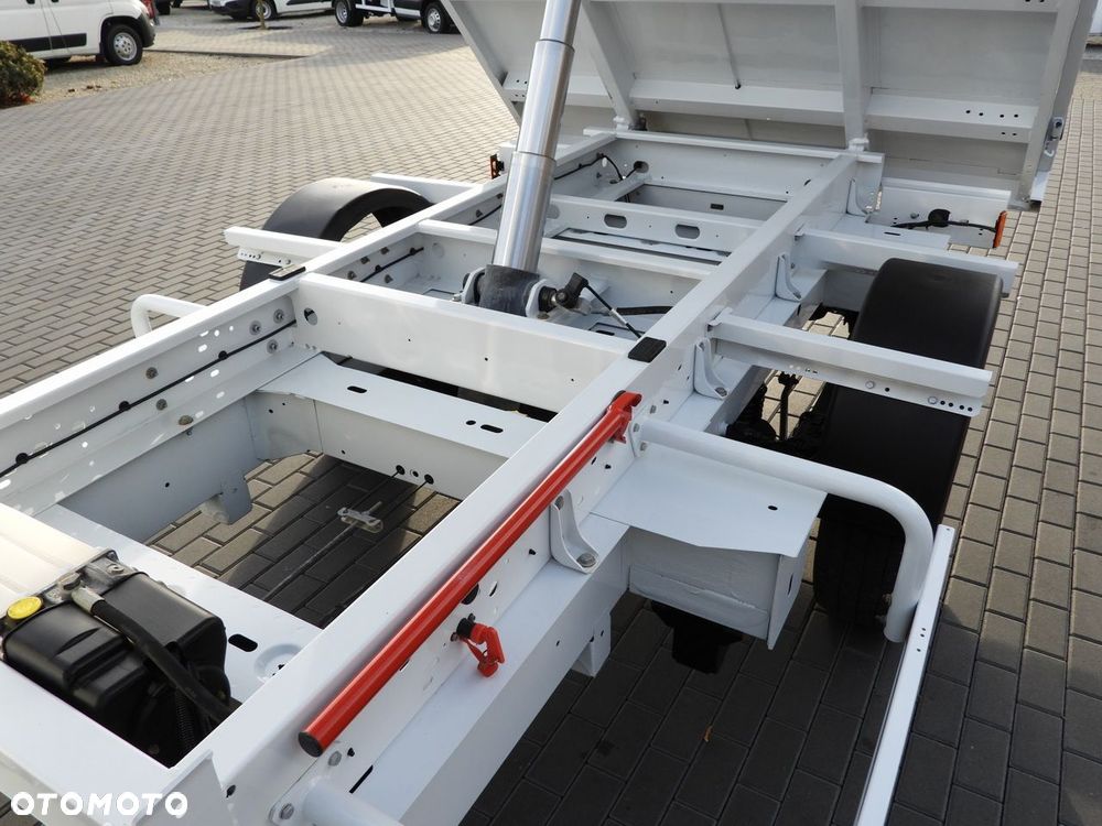 Renault MASTER WYWROTKA PODWÓJNA KABINA DOKA 6 MIEJSC TEMPOMAT LEDY KLIMATYZACJA  145KM - 21