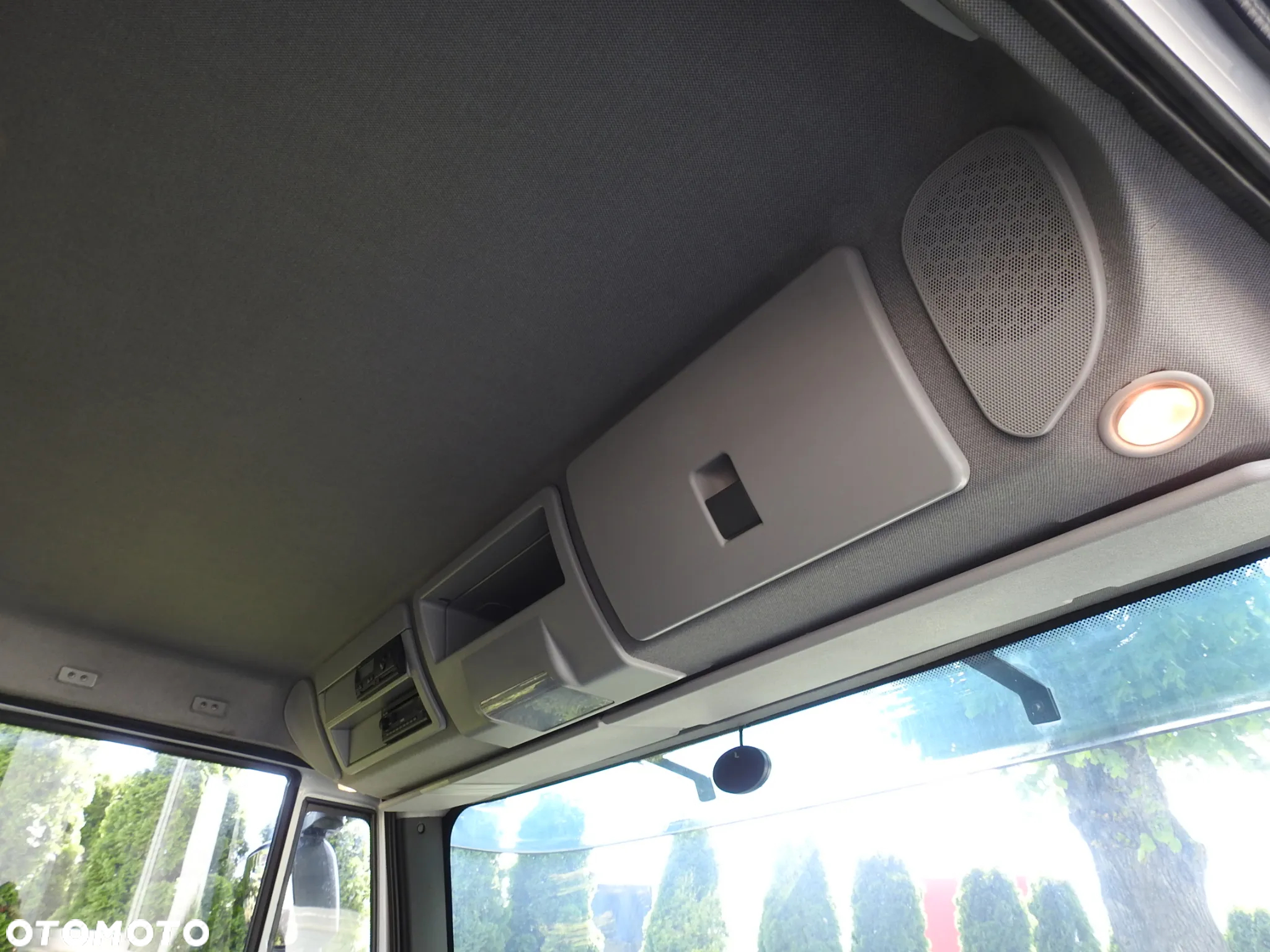 Iveco EUROCARGO 120 - 220 PLANDEKA WINDA 20 PALET AUTOMAT KLIMATYZACJA LEDY PNEUMATYKA BLIŻNIACZE KOŁA 220KM [ 3955 ] - 39