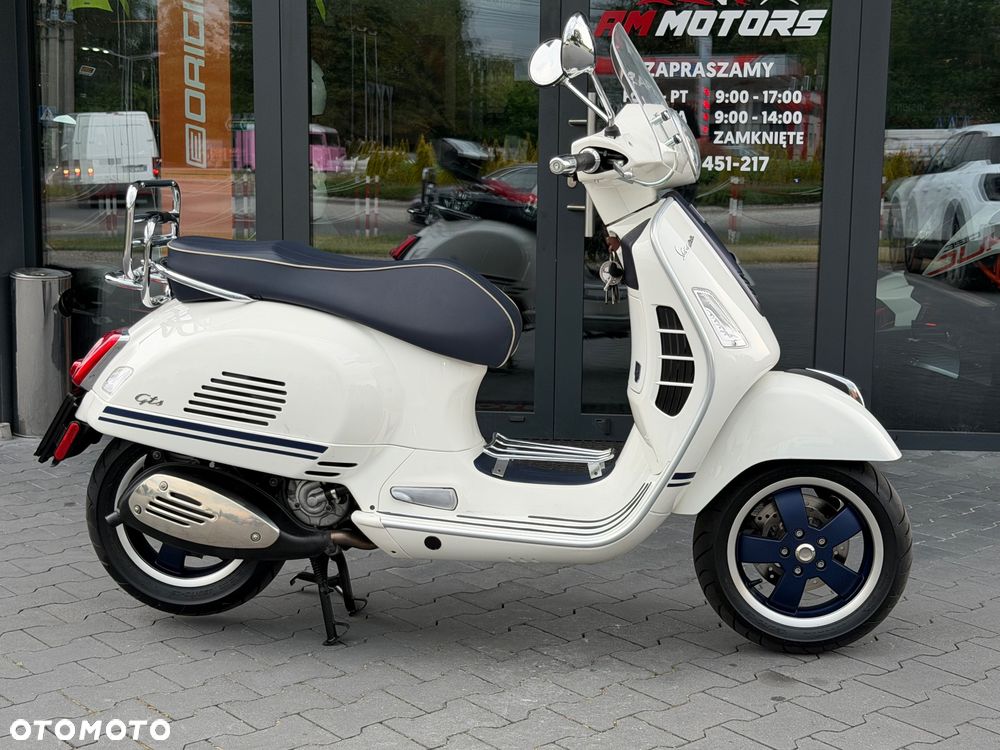 Vespa GTS - 3