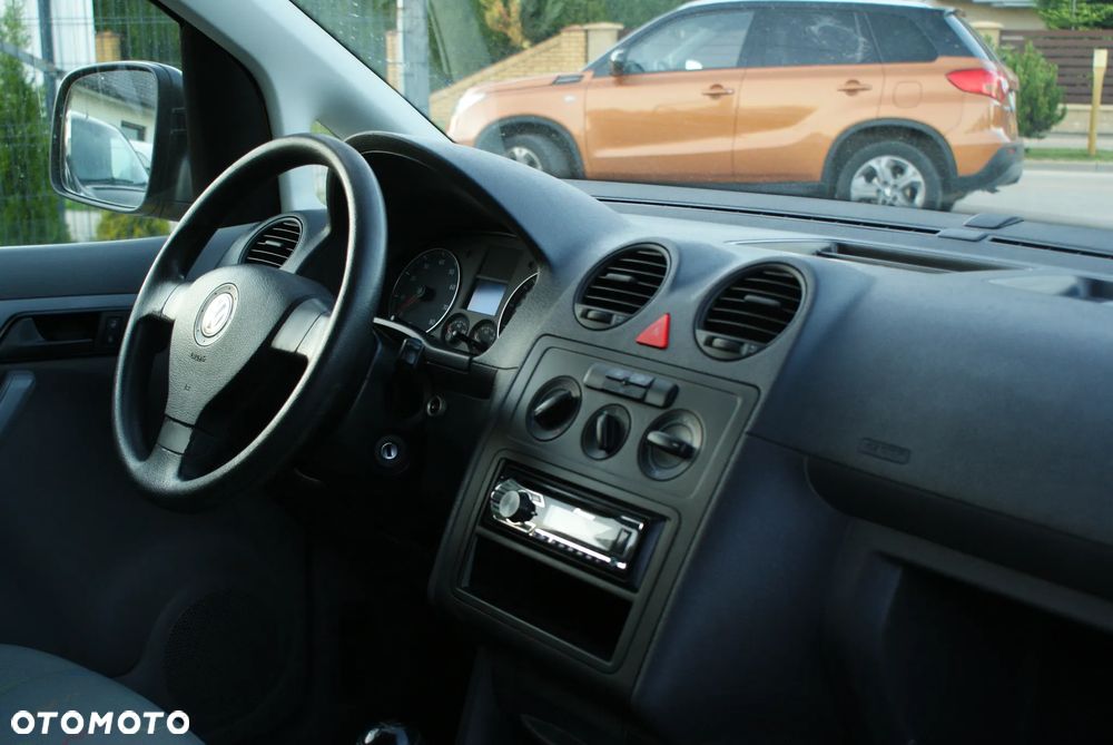 Volkswagen Caddy Maxi - 13