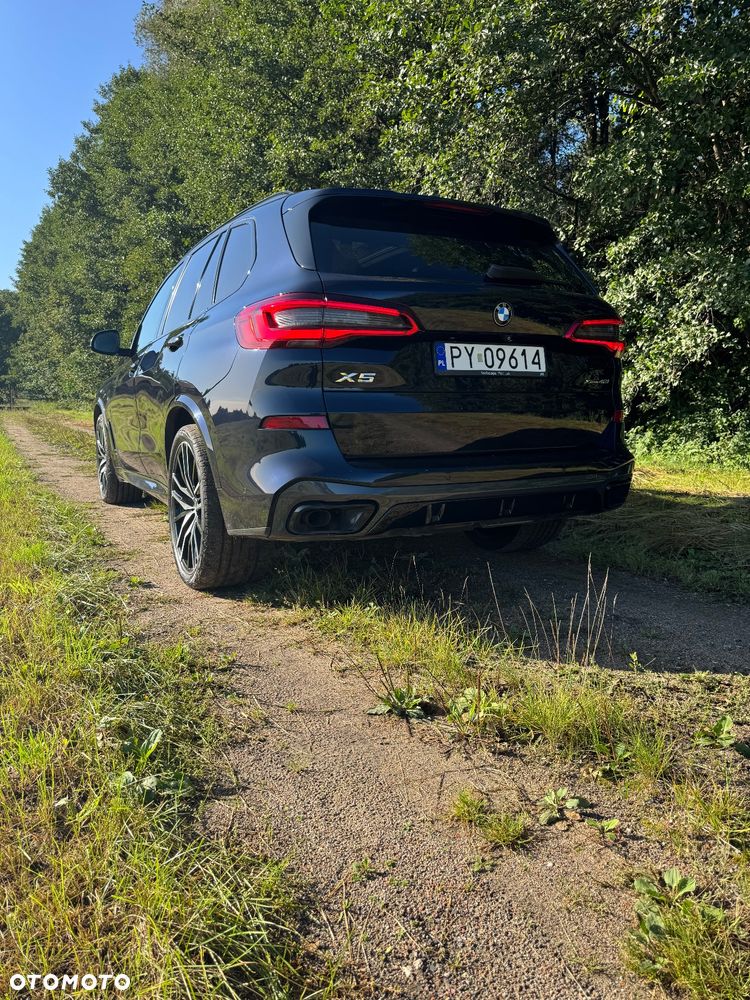 BMW X5 xDrive40i - 16