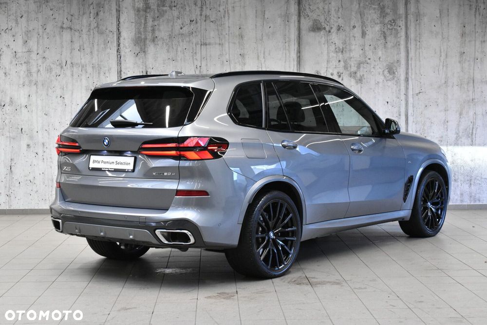 BMW X5 2023 photo 2