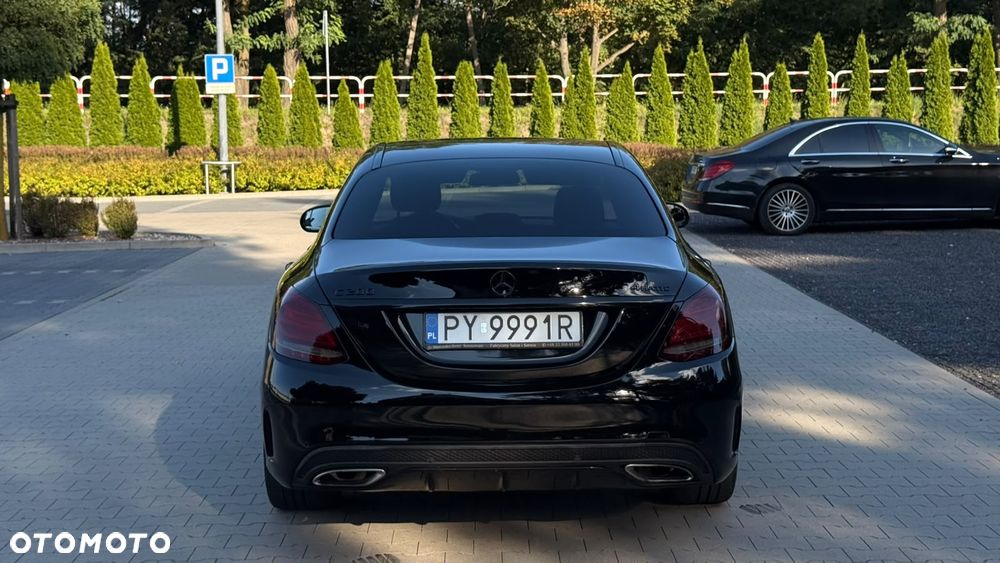Mercedes-Benz Klasa C 200 4-Matic 9G-TRONIC - 27