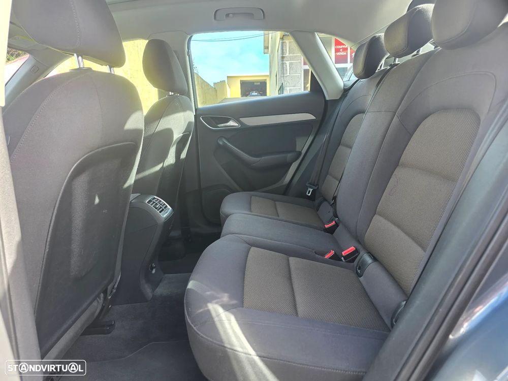 Audi Q3 2.0 TDI Sport - 10