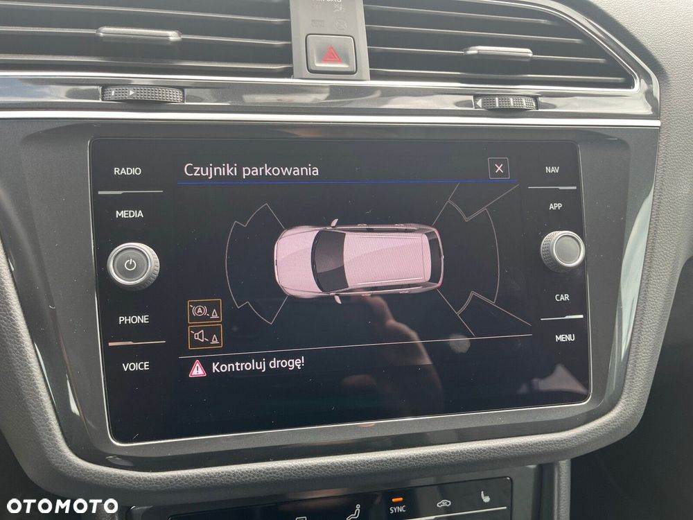 Volkswagen Tiguan - 29