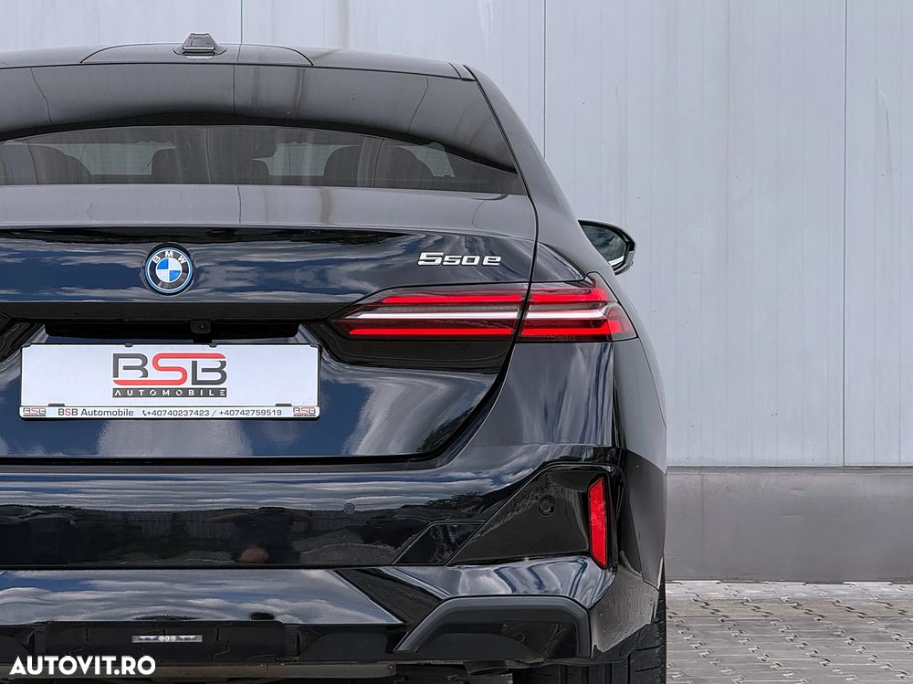 BMW Seria 5 550e xDrive AT PHEV - 16