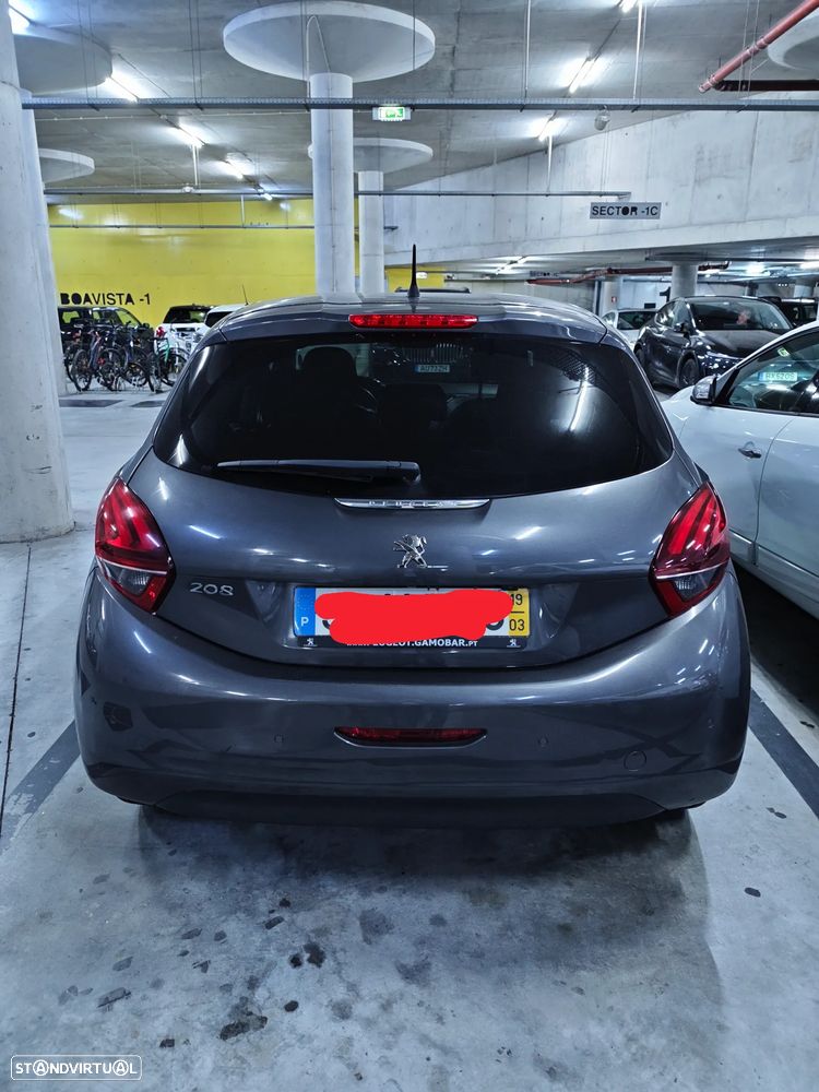Peugeot 208 1.5 BlueHDi Signature - 4