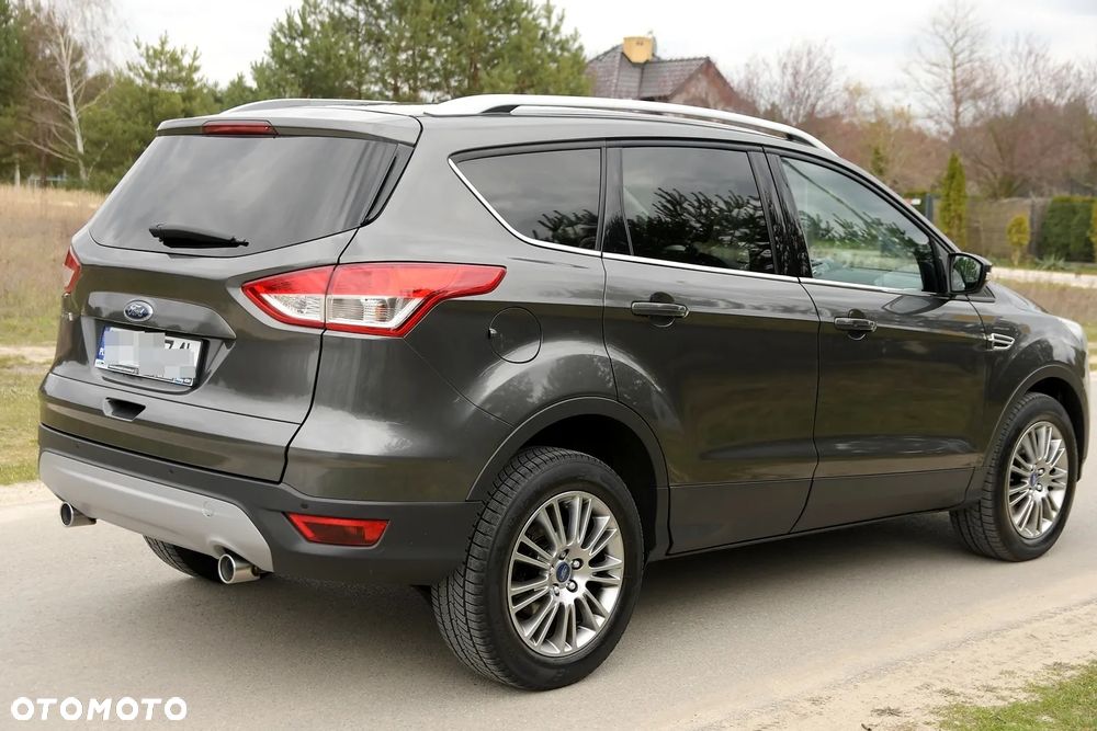 Ford Kuga 2.0 TDCi 4x4 Titanium - 4