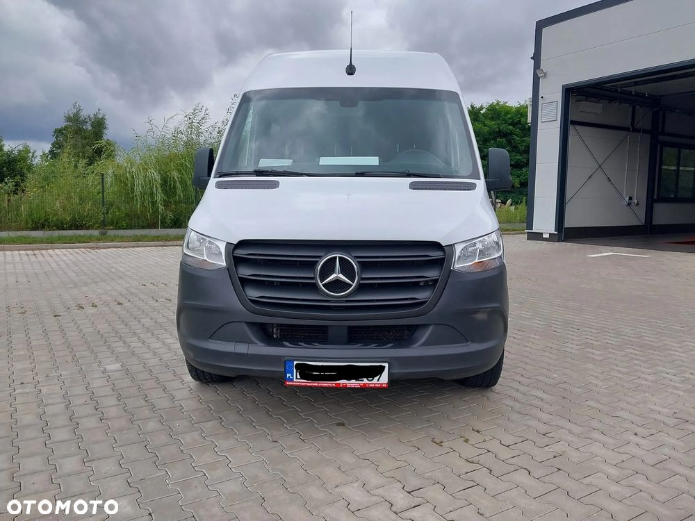 Mercedes-Benz Sprinter - 6