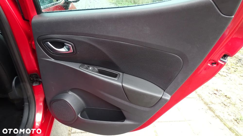 Renault Clio TCe 90 Luxe - 21