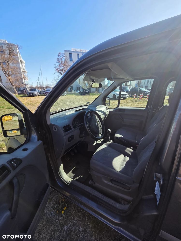 Ford Tourneo Connect - 4