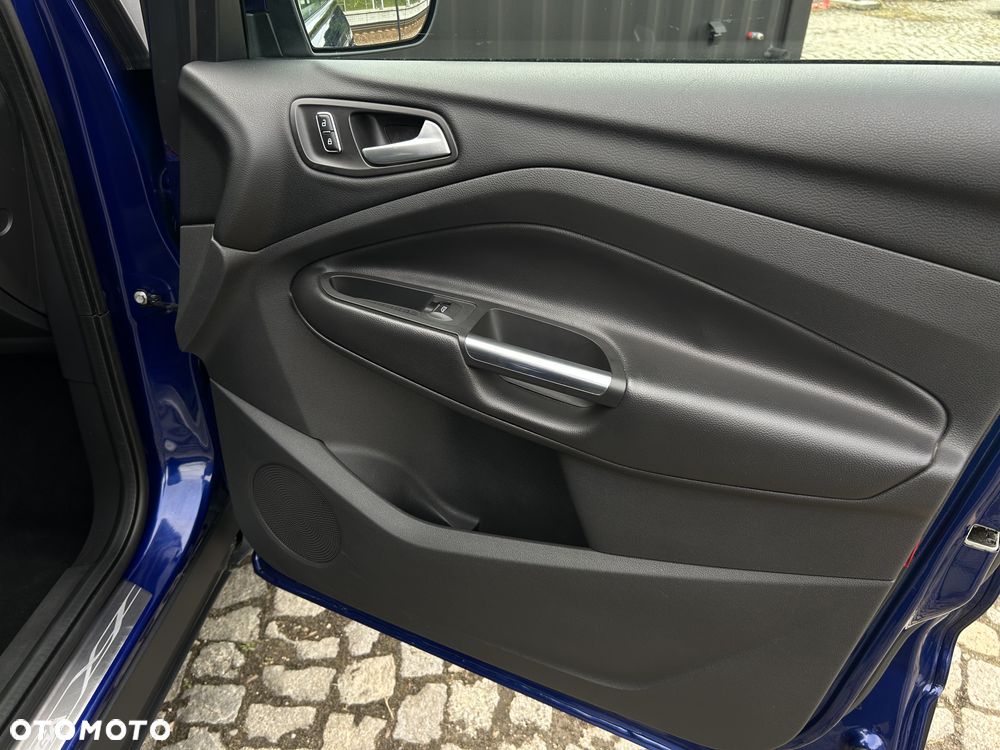 Ford Kuga 1.6 EcoBoost 2x4 SYNC - 22