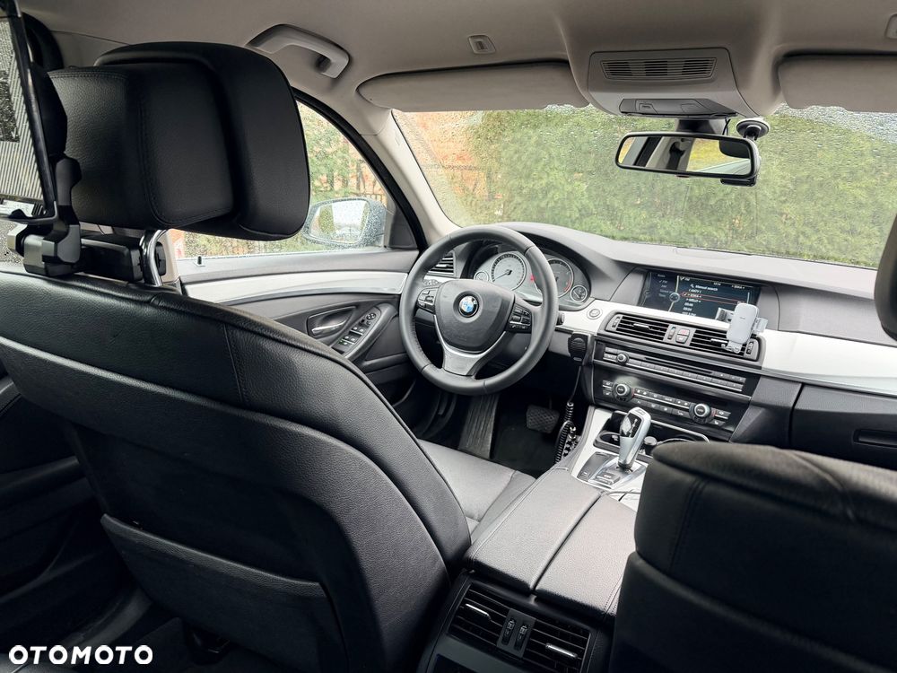 BMW Seria 5 520d - 6