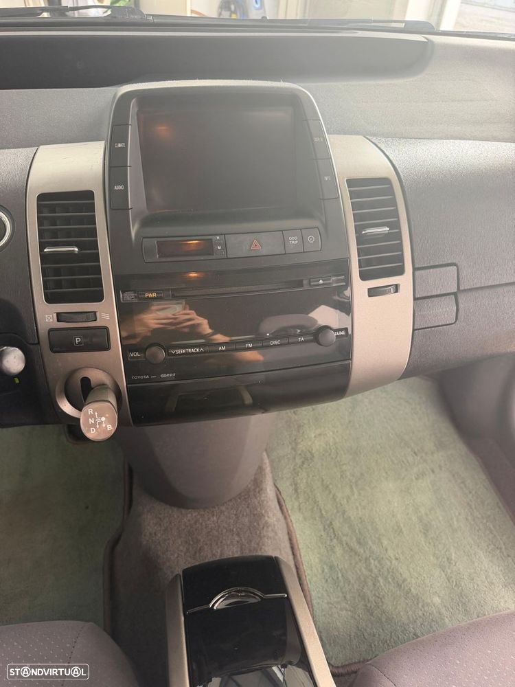 Toyota Prius - 15