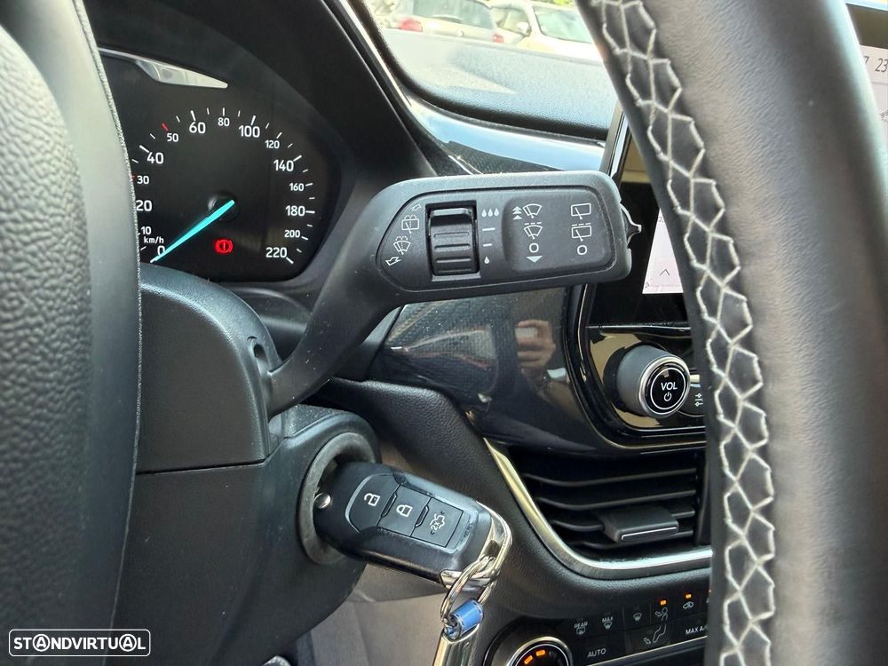 Ford Puma 1.0 EcoBoost MHEV Titanium Design - 22