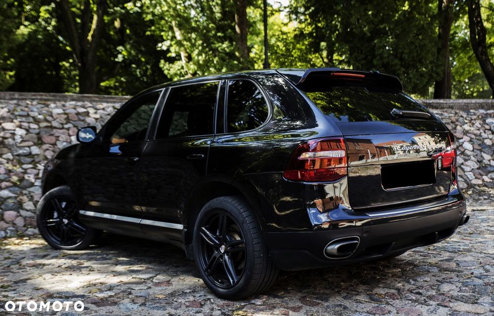 Porsche Cayenne - 6