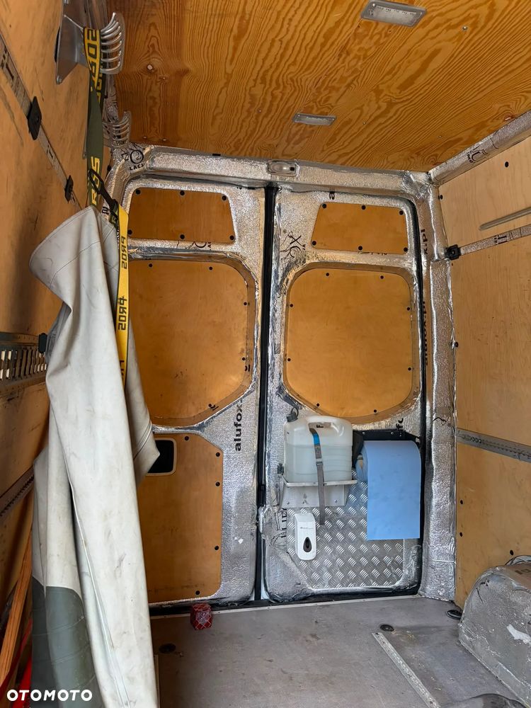 Mercedes-Benz SPRINTER - 8