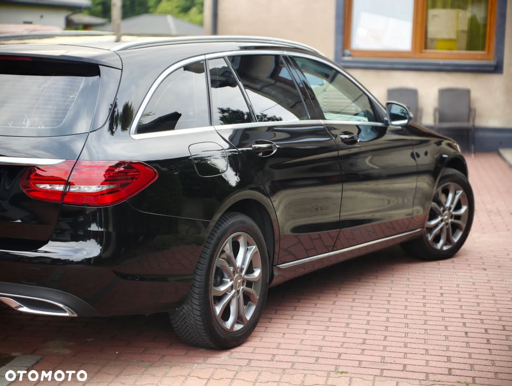 Mercedes-Benz Klasa C 220 d 9G-TRONIC - 30