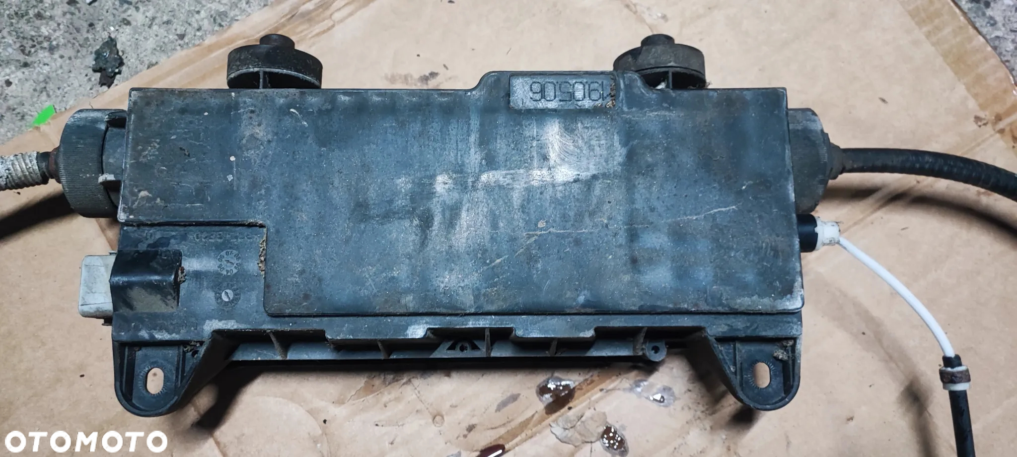 MODUŁ HAMULCA POSTOJOWEGO HAMULEC ELEKTRYCZNY RENAULT LAGUNA II 8200498693 - 2