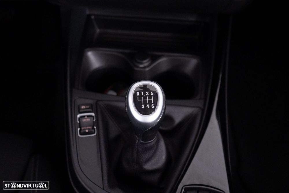 BMW 116 d Line Sport - 23