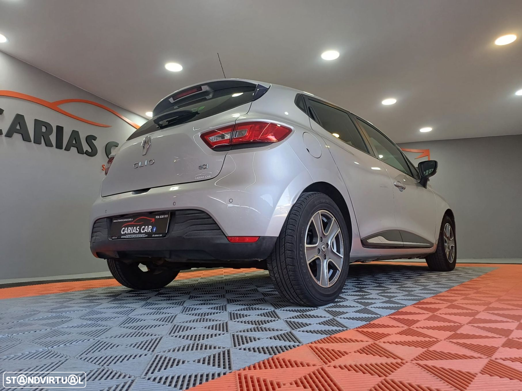 Renault Clio 1.5 dCi Limited - 8