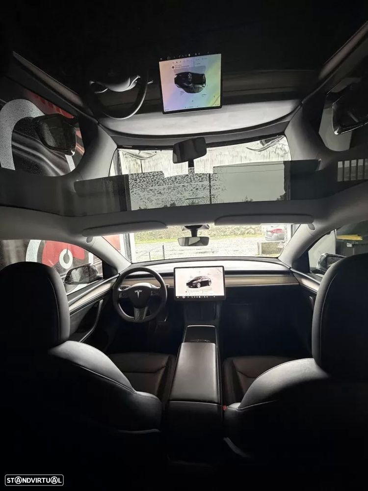 Tesla Model Y Standard - 13