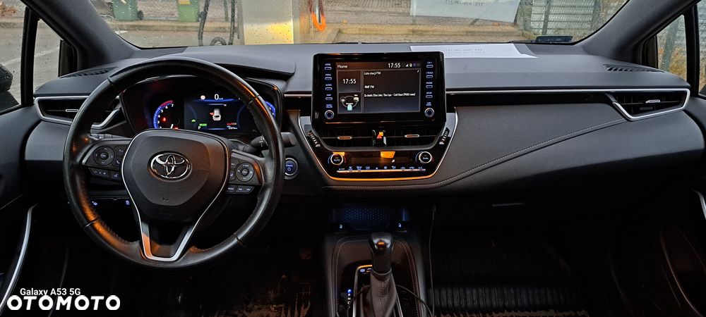 Toyota Corolla 1.8 Hybrid Comfort - 22