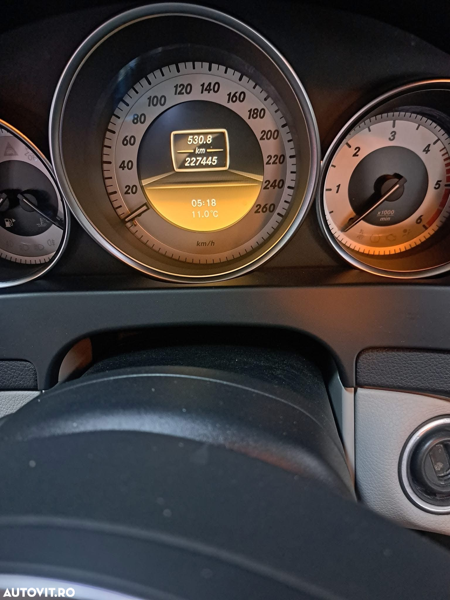 Mercedes-Benz C - 3