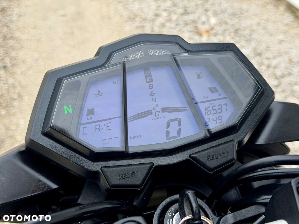 Yamaha MT - 19