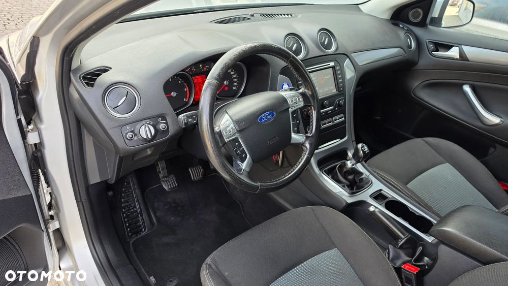 Ford Mondeo 1.6 TDCi ECOnetic Start-Stopp Trend - 11