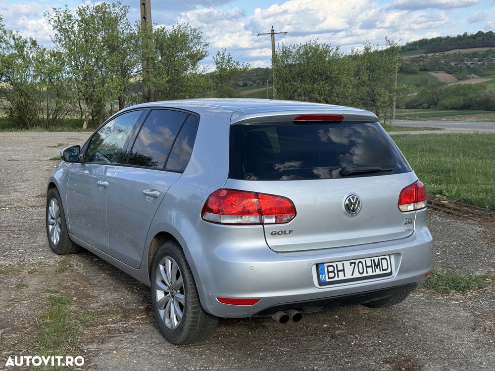 Volkswagen Golf - 4