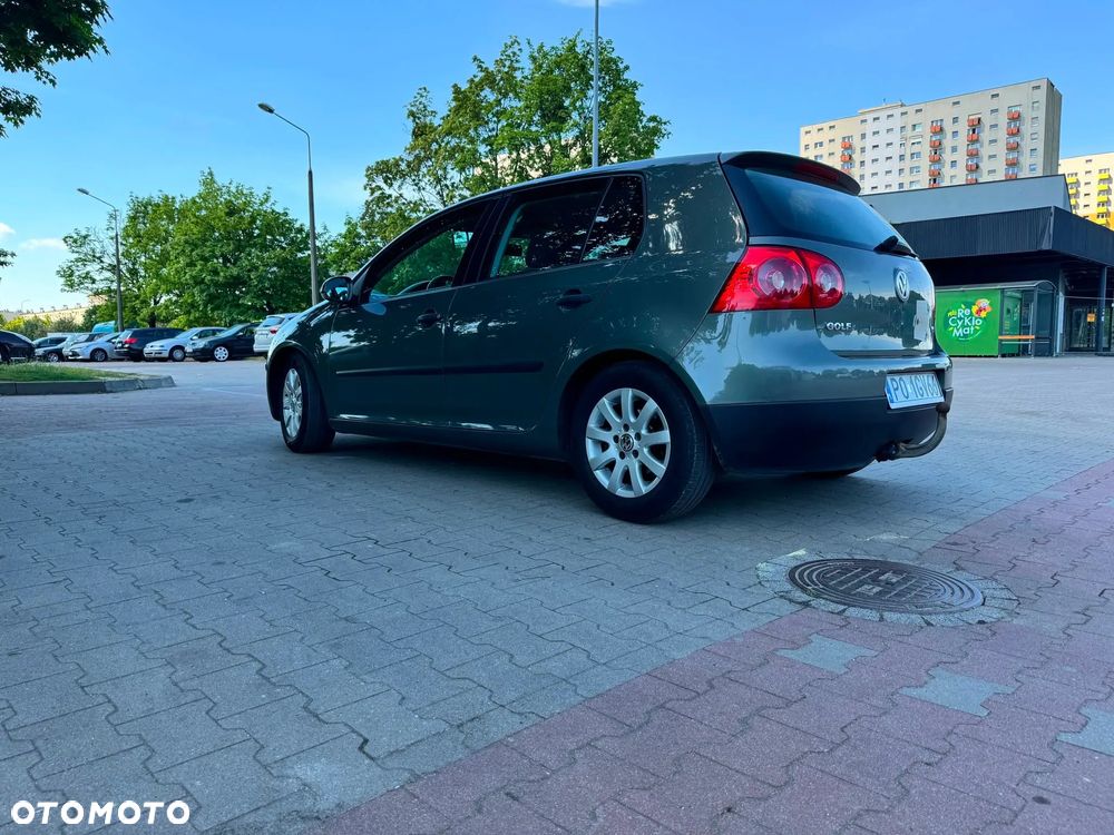 Volkswagen Golf 1.4 FSI Sportline - 5