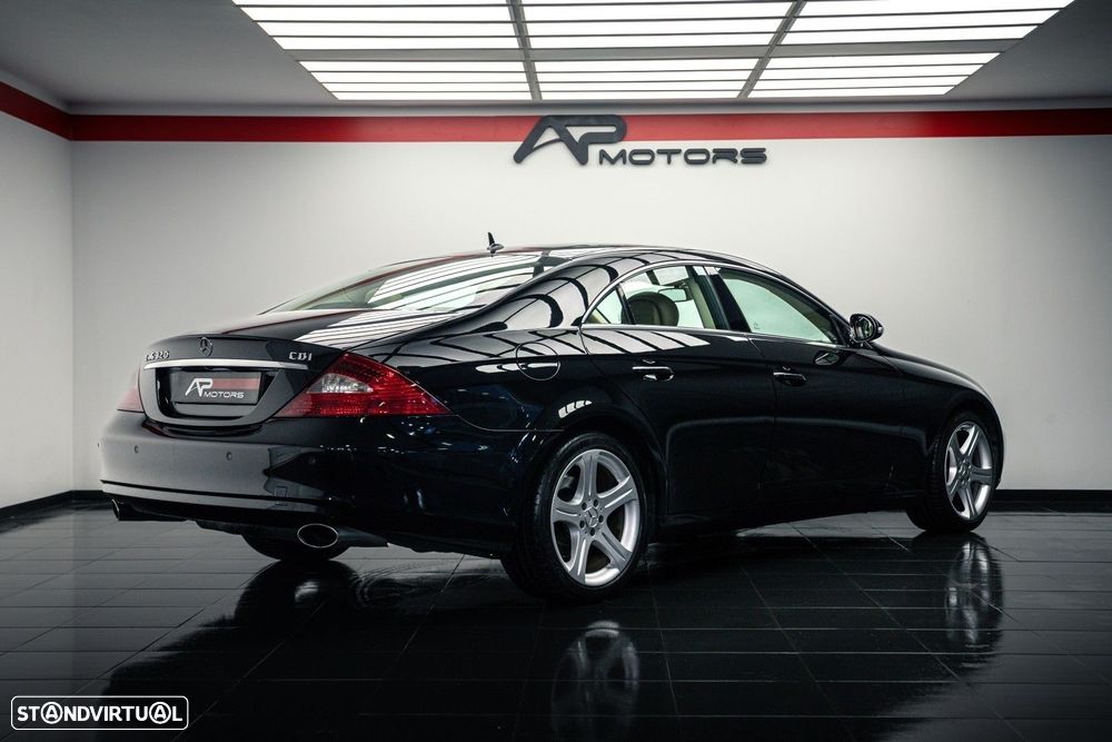 Mercedes-Benz CLS 320 CDI - 13