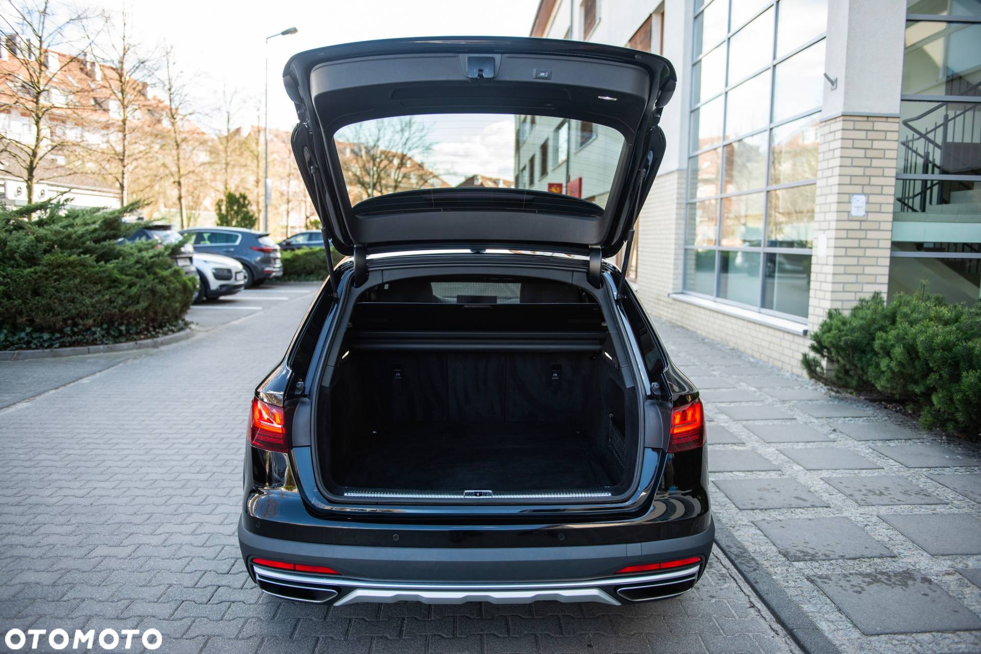 Audi A4 Allroad quattro 45 TFSI S tronic - 10