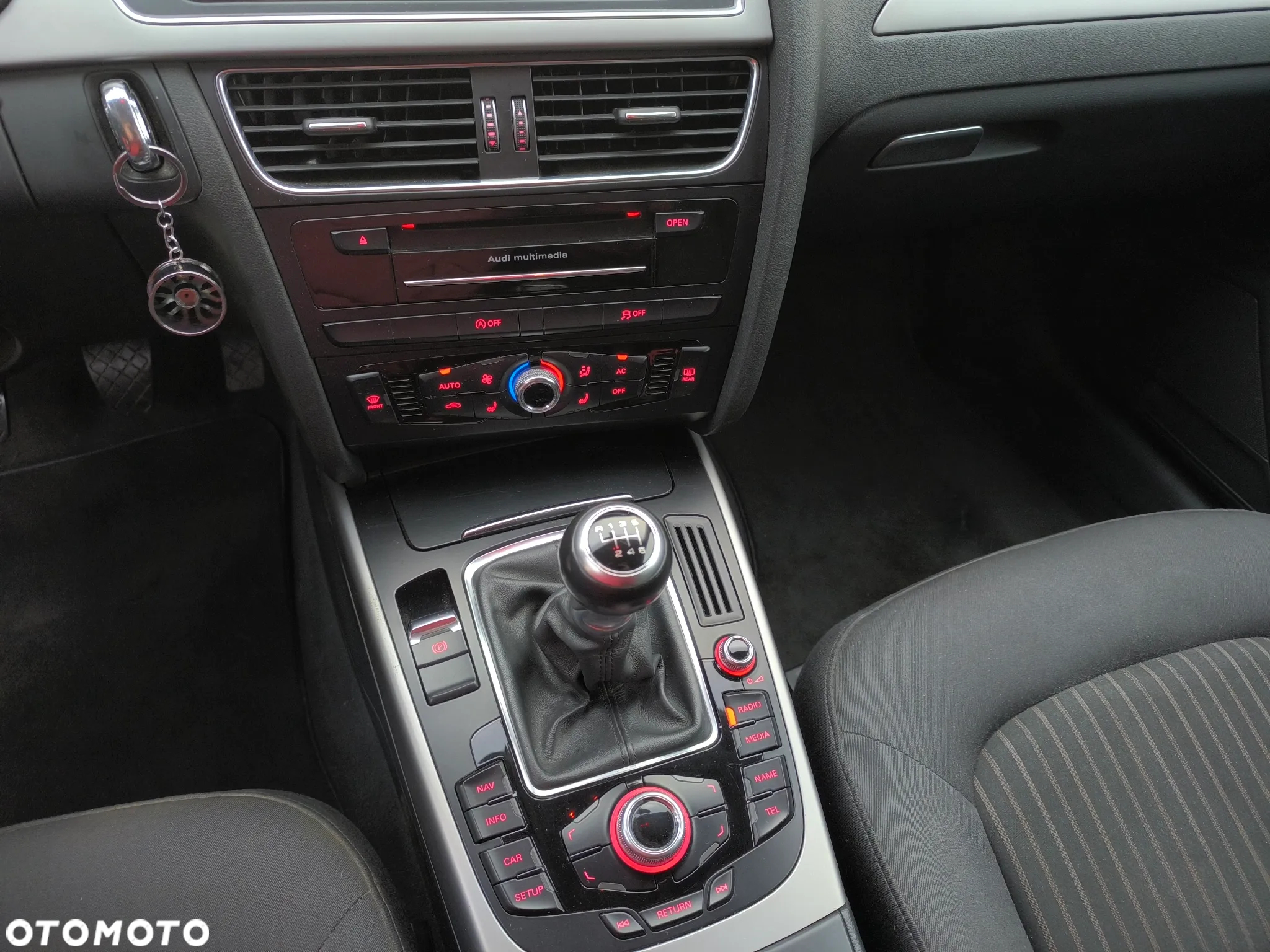 Audi A4 Avant 1.8 TFSI Ambiente - 23