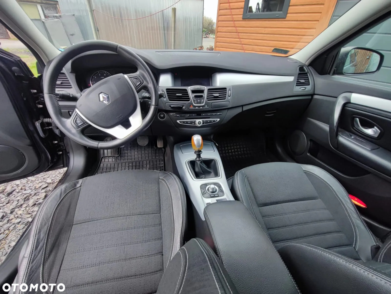 Renault Laguna 2.0 Tech Run - 12