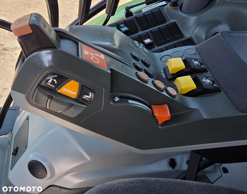 Claas Arion 620 Cis - 13