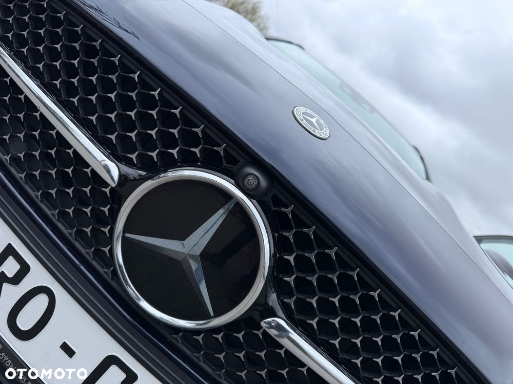 Mercedes-Benz Klasa C 300 d mHEV AMG - 16